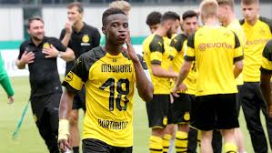 Youssoufa Moukoko, Wonderkid Dortmund yang Mencatat Sejarah