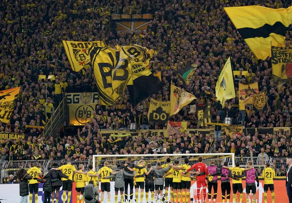 Prediksi dan Statistik Dortmund Vs PSG: Menguji Keangkeran Signal Iduna Park