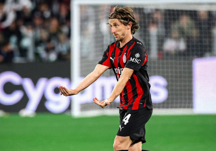 Rekrutan Terbaik AC Milan, Luka Modric Setara dengan Andrea Pirlo