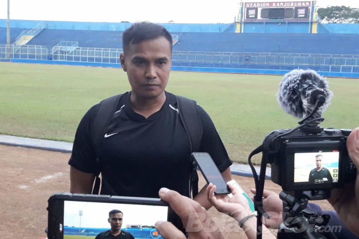 Teruskan Tugas Mario Gomez, Bek Legendaris Arema Pertahankan Gaya Malangan