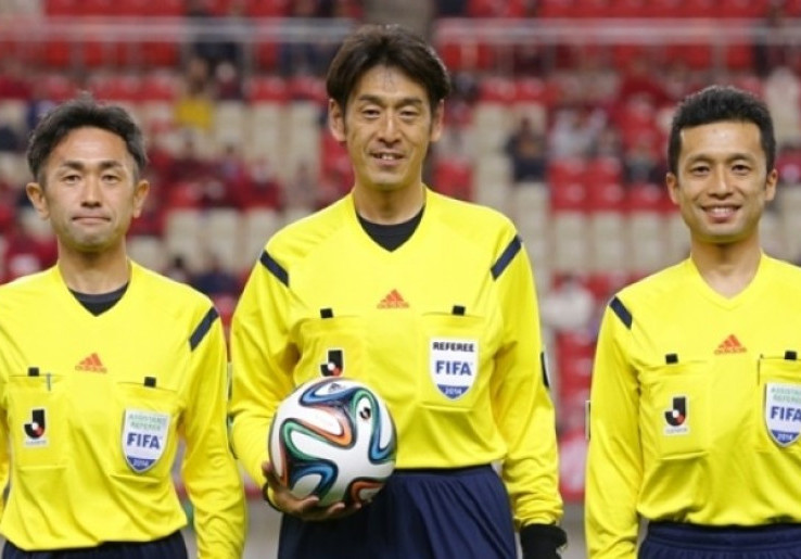 Wasit Pembuka Piala Dunia 2014 Tertantang Benahi Korps Baju Hitam Indonesia