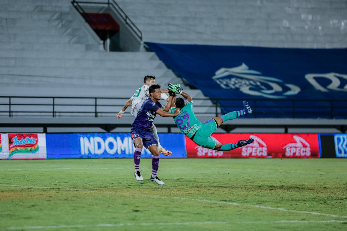 Persebaya Akui Rendy Oscario Bikin Gagal Menang