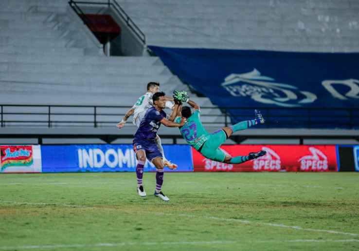 Persebaya Akui Rendy Oscario Bikin Gagal Menang