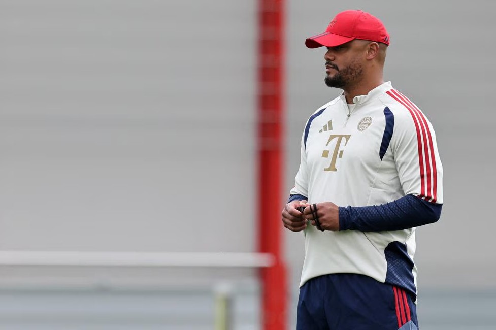 Bayern Munchen vs PSG, Vincent Kompany Ogah Bahas Filosofi Permainan: Yang Penting Menang!