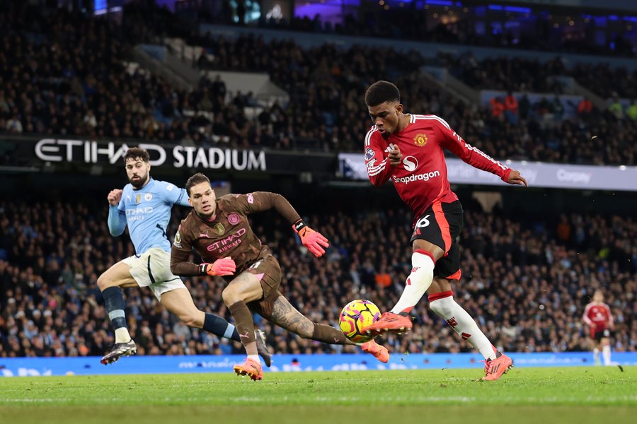 Terkena Comeback Manchester United, Manchester City Main seperti Bocil U-15