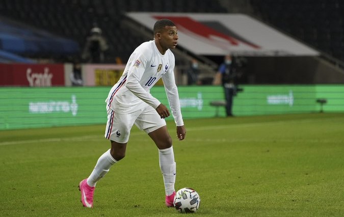 Jelang PSG Berlaga di Ligue 1, Kylian Mbappe Positif Virus Corona