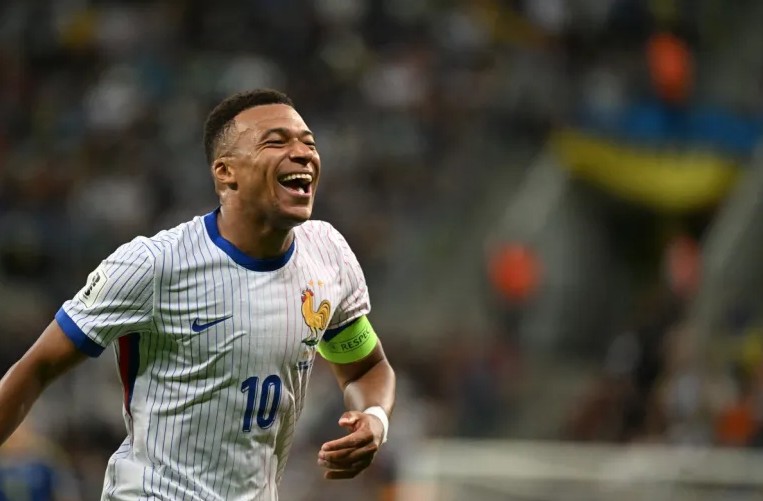 Fokus Raih Kemenangan, Kylian Mbappe Tidak Pikirkan Rekor Olivier Giroud