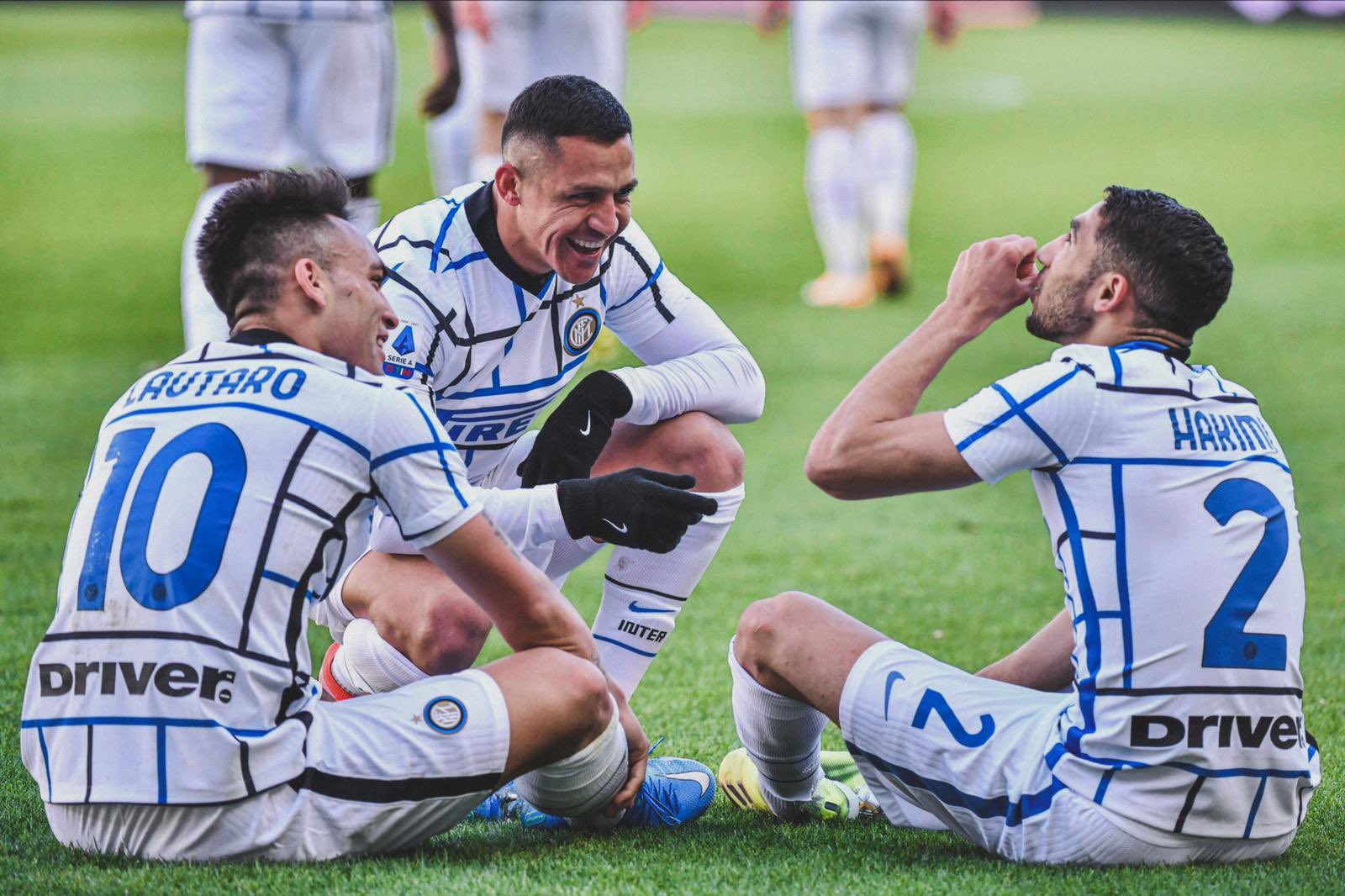 Menimang Untung Rugi Inter Milan Usai Laga Kontra Sassuolo Ditunda