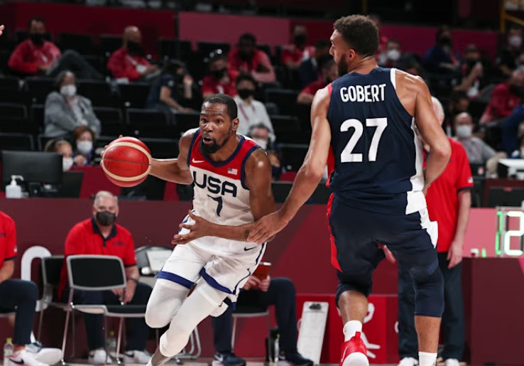 Olimpiade Paris 2024: Alasan Timnas Basket Amerika Serikat Memilih Menginap di Luar Kampung Atlet