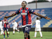 Profil Simy Nwankwo: Lentera di Tengah Musim Gelap Gulita Crotone