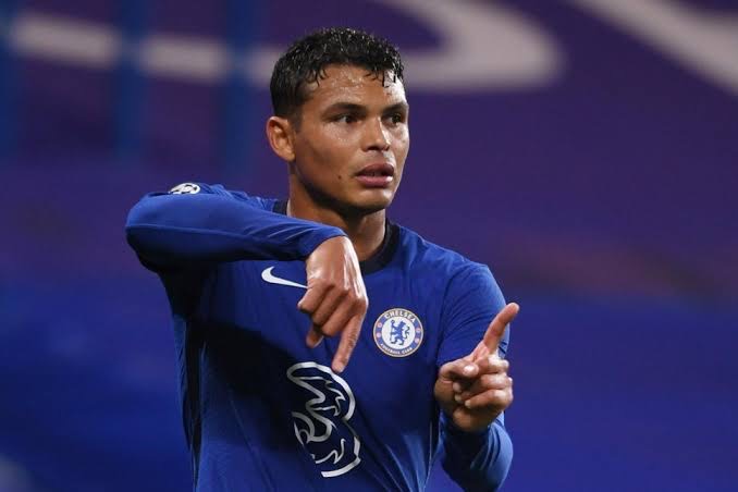 Kelok-Kelok Karier Thiago Silva: Ingin Gantung Sepatu karena TBC