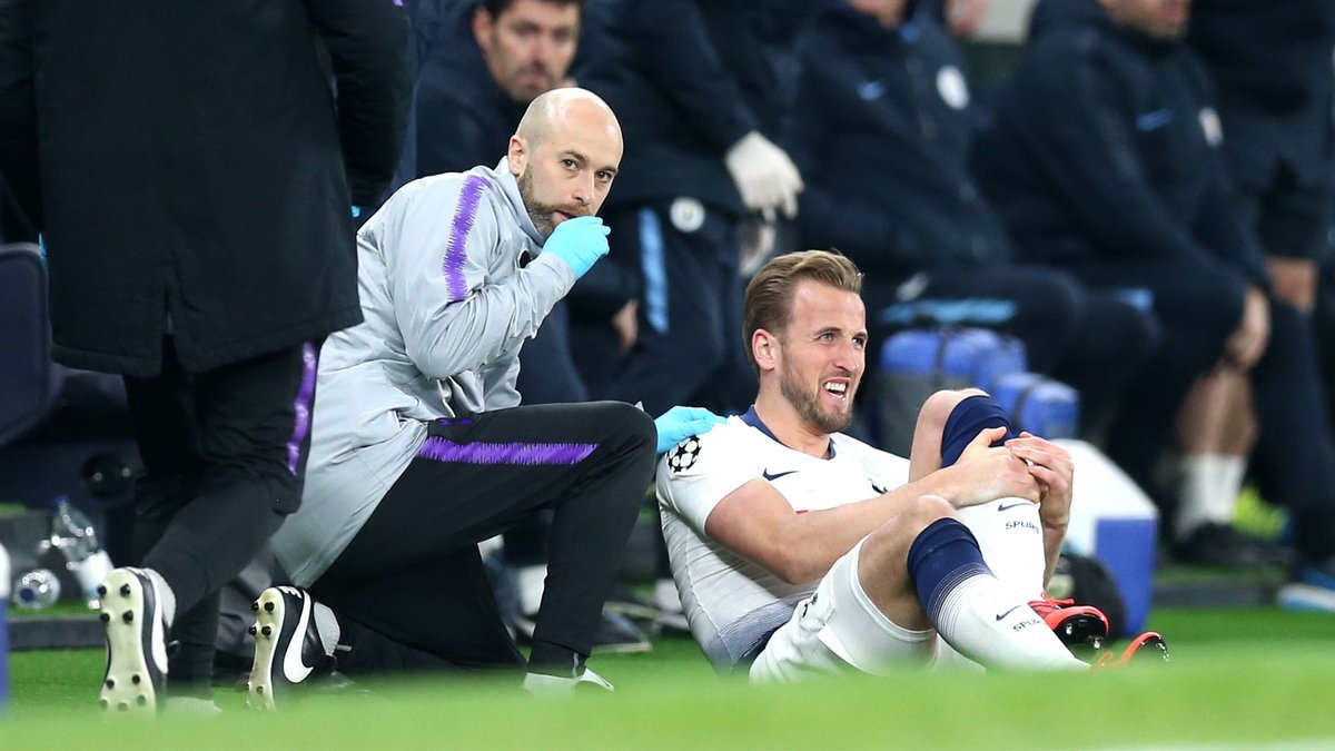 Cedera Saat Hadapi Man City, Musim Harry Kane Terancam Berakhir