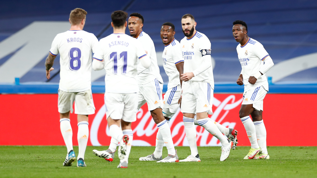 Hasil Pertandingan: Real Madrid Kukuh di Puncak Klasemen, Napoli Libas Lazio