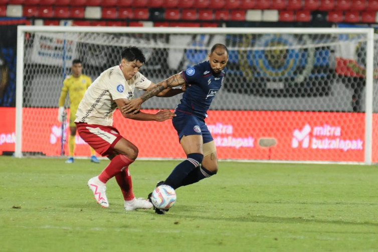 Gustavo Almeida: Ayo Arema Bangkit!