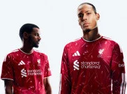 Liverpool Luncurkan Jersey Kandang Baru, Terinspirasi Musim Ikonik