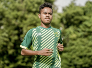 Masa Depan Kapten Persebaya Masih Gelap