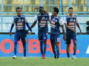 Arema FC 1-0 PS TIRA, The Army di Dasar Klasemen