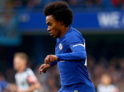 Miskin Kreativitas, MU Kejar Willian dan Ozil