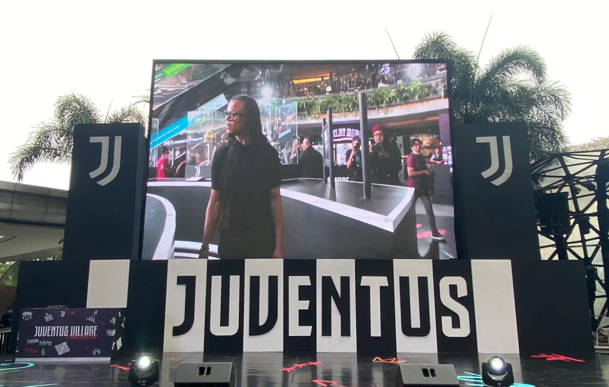 Edgar Davids Ramaikan Juventus Village di Jakarta