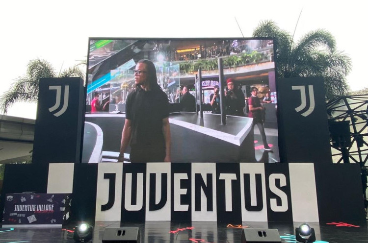 Edgar Davids Ramaikan Juventus Village di Jakarta