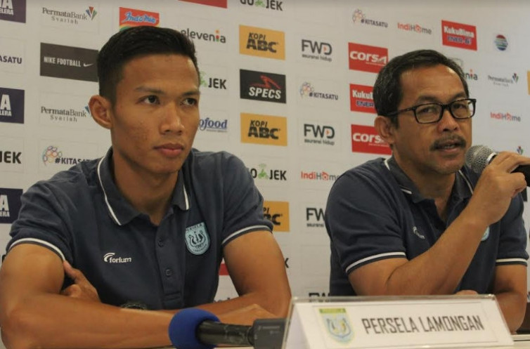 Meski Gagal Menang, Aji Santoso Bangga Lantaran Persela Unggul Permainan