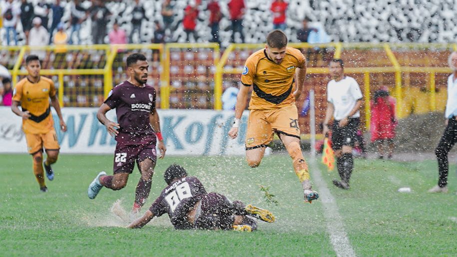 Hasil Liga 1 2022/2023: PSM Makin Kokoh di Puncak, Bhayangkara FC Kalahkan PSIS