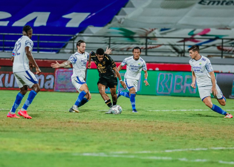 Direktur Persib Respons Kabar soal Ciro Alves, Osvaldo Haay, dan 2 Pemain Persebaya