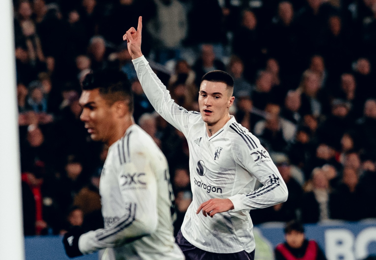 Klasemen Terkini Premier League Usai Manchester United dan Chelsea Gagal Menang