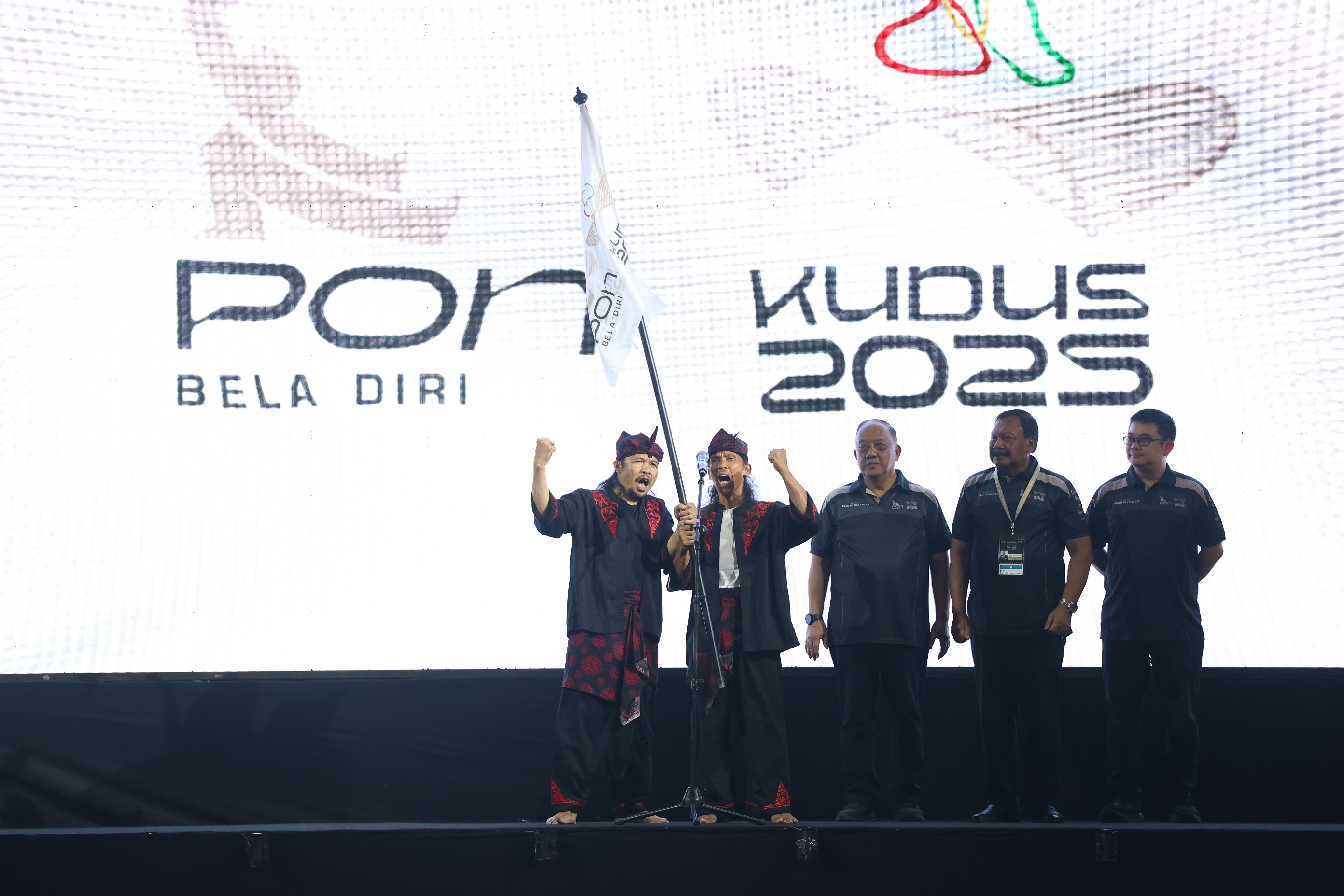 Pesta Pembukaan PON Bela Diri Kudus 2025 Suguhkan Kekayaan Budaya yang Spektakuler