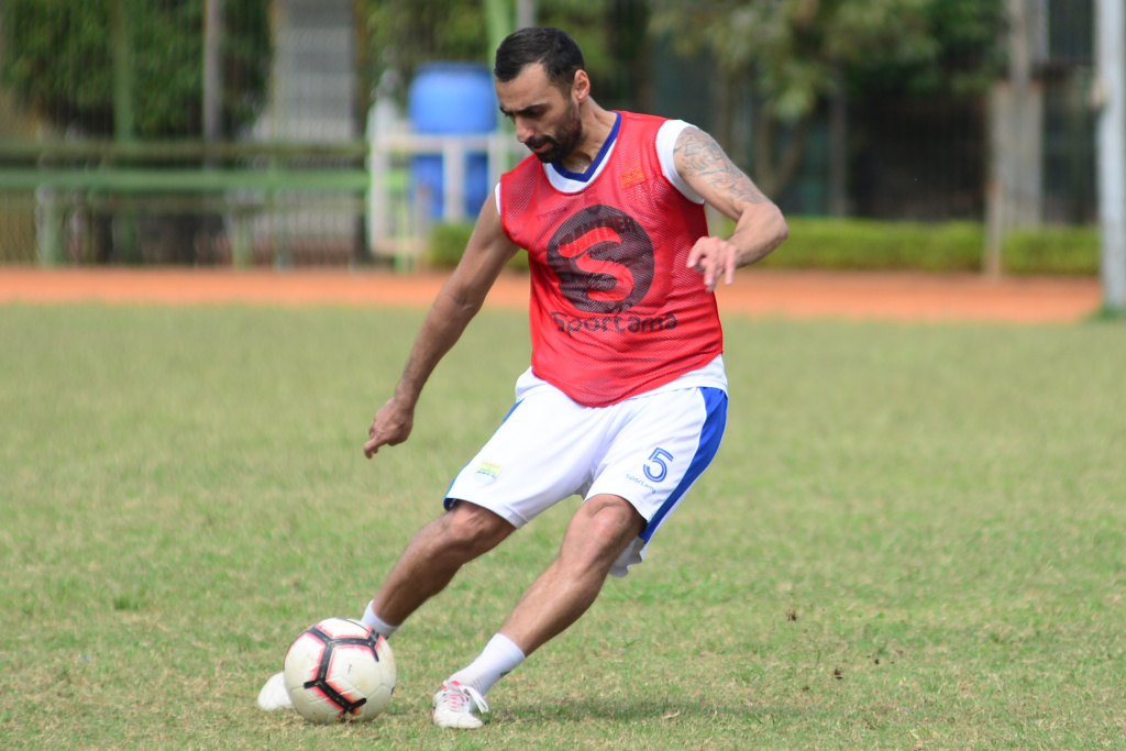 Artur Gevorkyan Dilepas ke Timnas Turkmenistan Usai Persib Hadapi Semen Padang
