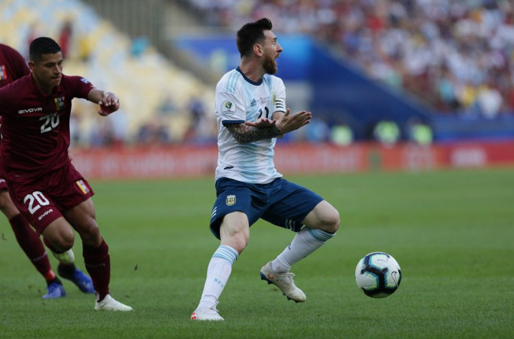 Melempem di Copa America, Ada Apa dengan Messi?