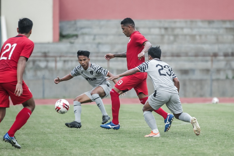 Paling Senior, Beto Goncalves Antusias Bimbing Pemain Muda Persis Solo