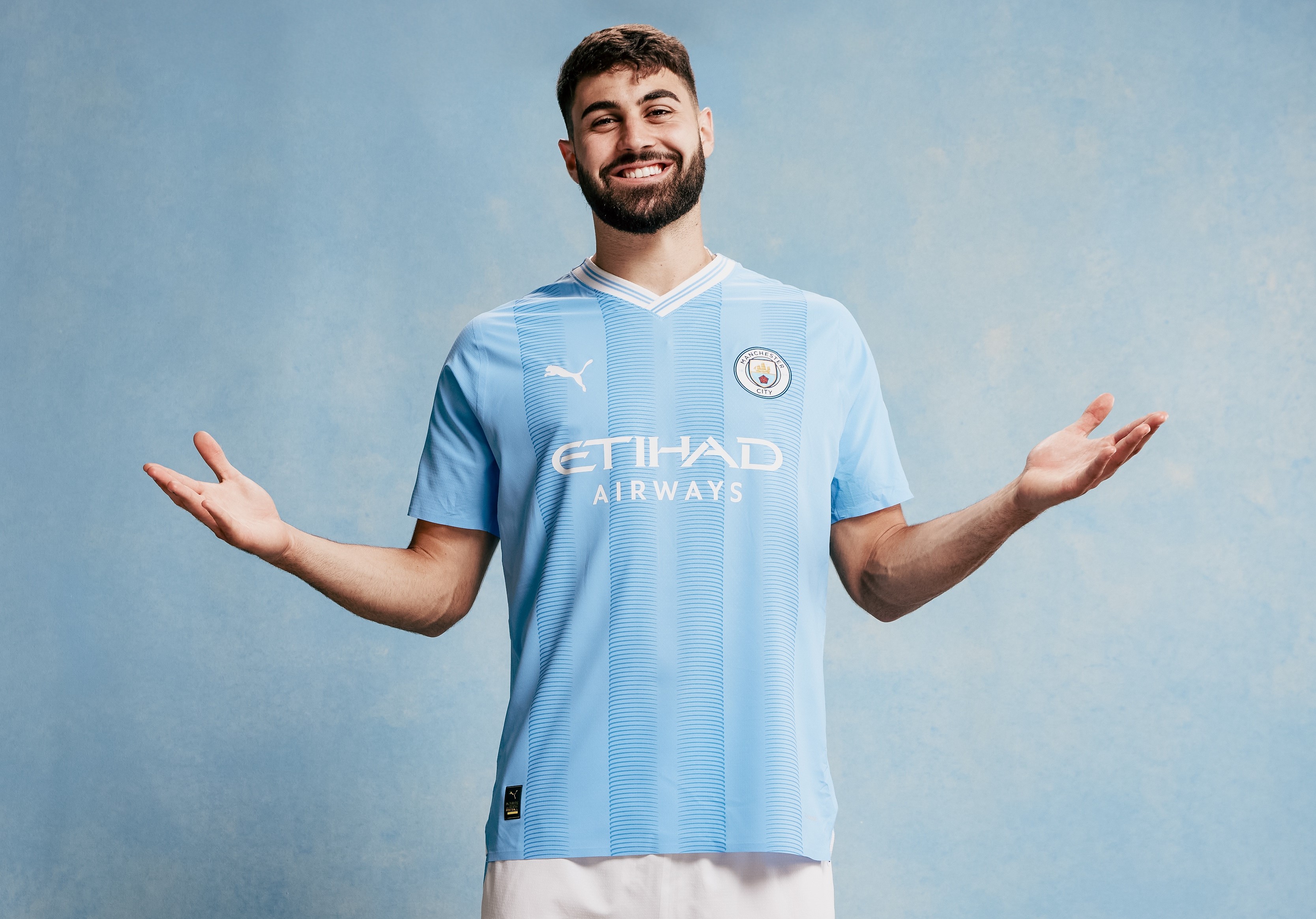 Profil Dan 7 Fakta Menarik Dari Bek Anyar Manchester City, Josko ...