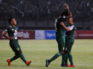 Pelatih Persipura Sebut Bonek Suporter Terbaik Selain Bobotoh