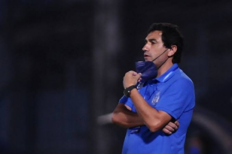 Manajer Arema FC Merespons Tagar Almeida Out