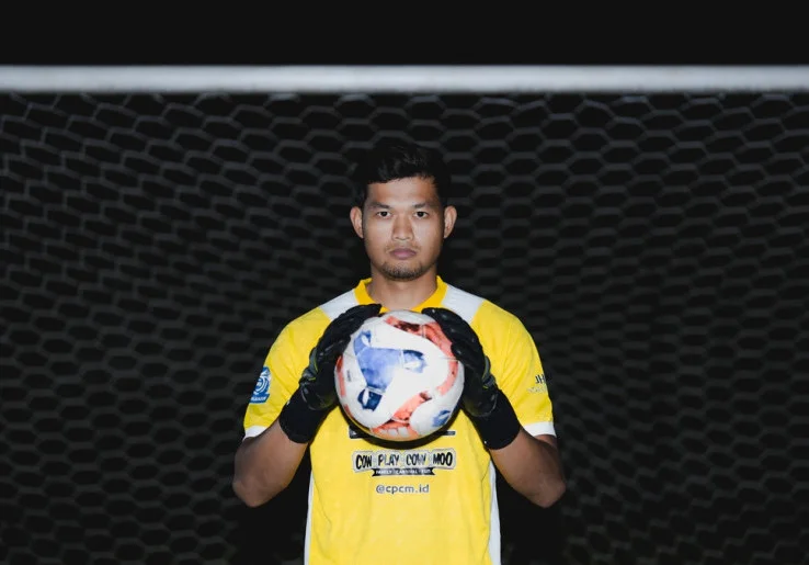Perkuat Lini Pertahanan, Dewa United Banten FC Datangkan Kiper Timnas Indonesia