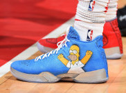 NBA Longgarkan Aturan Warna Sepatu