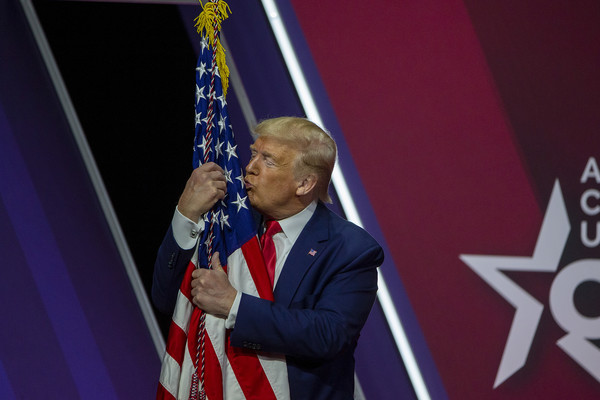 Donald Trump Ingin Kompetisi Olahraga di Amerika Serikat Kembali Berlangsung Agustus
