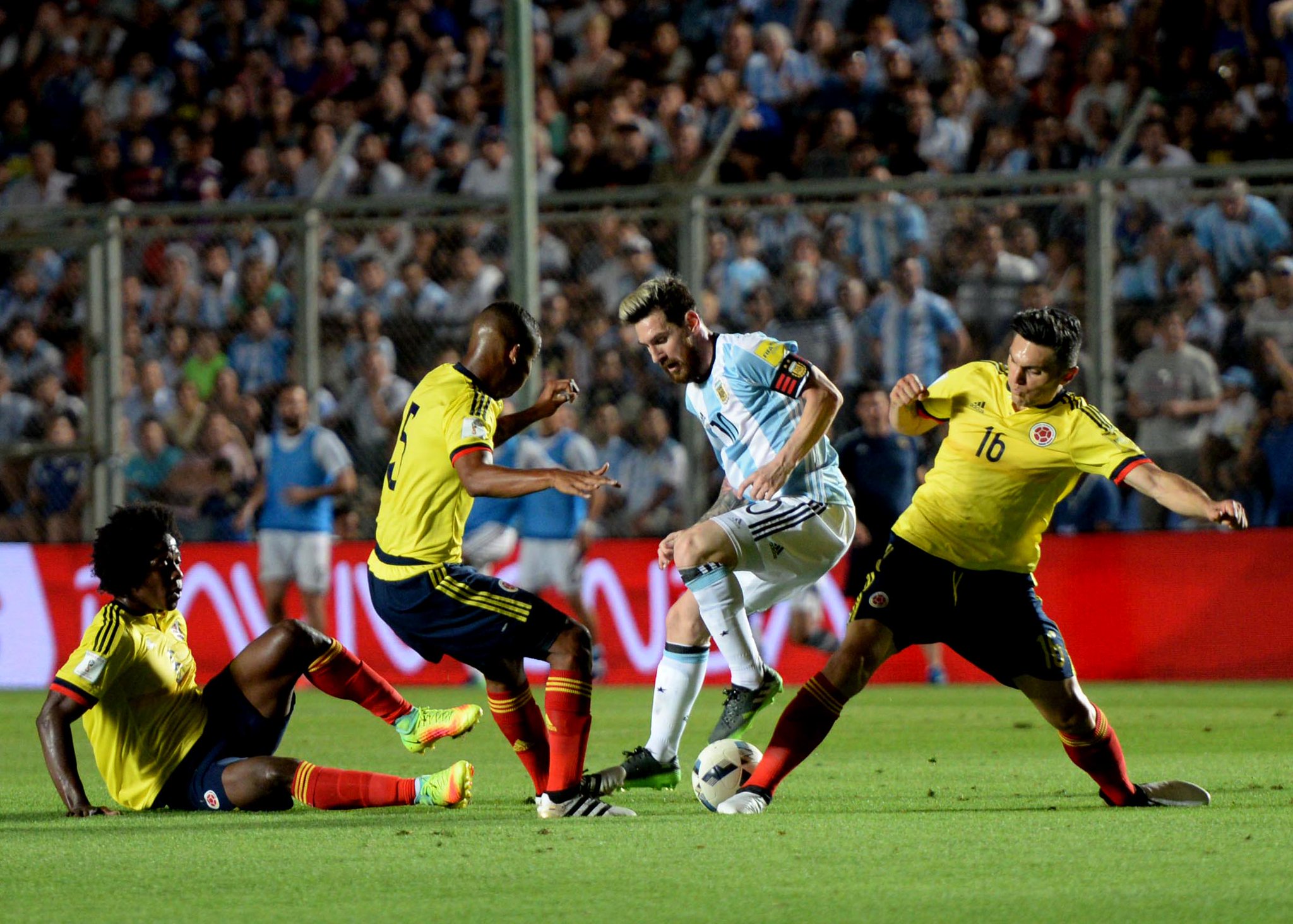Argentina Lumat Kolombia Tiga Gol Tanpa Balas