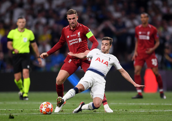 Manchester United Masukkan Gelandang Tottenham Hotspur dalam Daftar Belanja