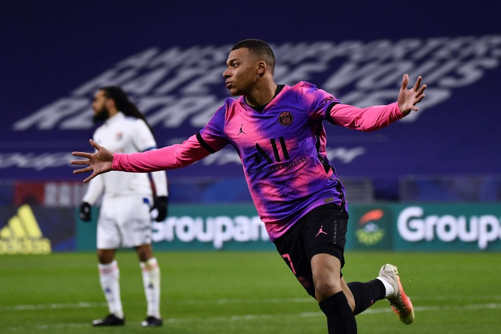 Madrid Lagi Bokek, Sulit Rekrut Mbappe dan Haaland