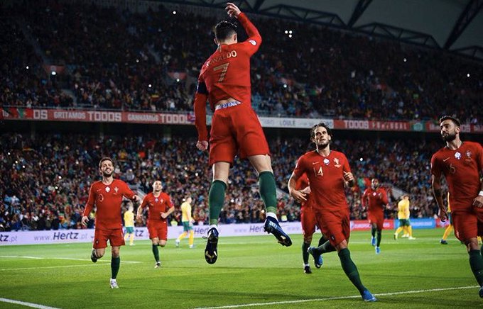 Pasang-Surut Cristiano Ronaldo: Ambekan Ketika Diganti hingga Cetak Hat-trick ke-55