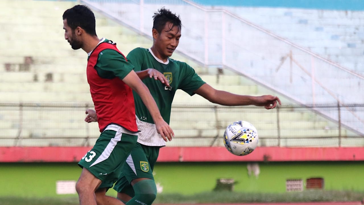 Pemain Timnas Gabung, Djanur Klaim Persebaya Lebih Tangguh