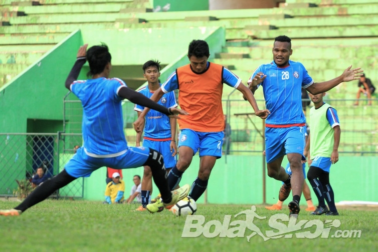 Dedik Setiawan Setuju Wacana Pergantian 5 Kali pada Lanjutan Liga 1 2020