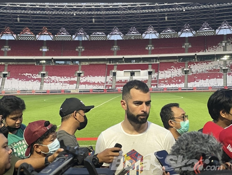 Piala AFF 2022: Jordi Amat Pilih Nomor Punggung 4 dan Tak Sabar Bertemu Suporter di SUGBK
