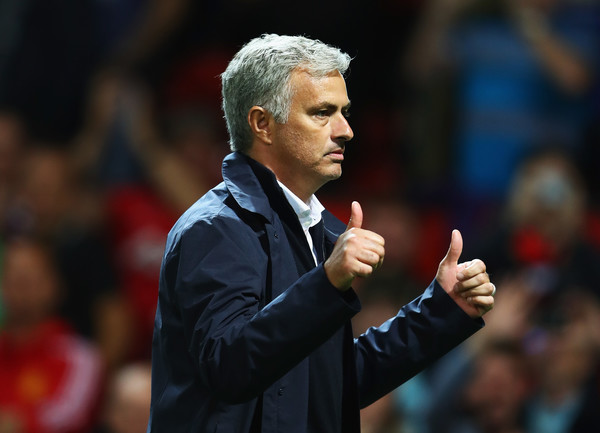 Deschamps Dukung Wacana Mourinho Latih PSG