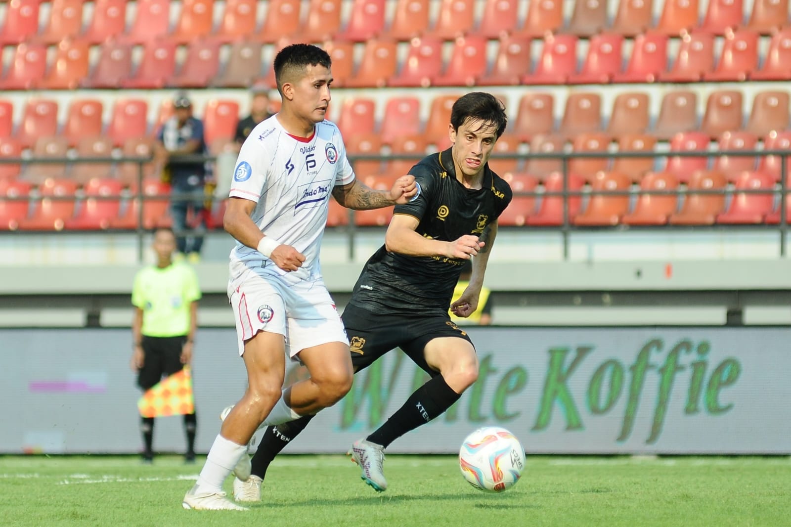 Pelatih Madura United Geregetan Gagal Menang atas Arema FC