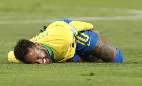 Sering 'Berakting', Neymar Dicap sebagai Badut Sejati