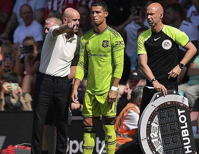 Main Jauh di Arab Saudi, Komentar Ronaldo Soal Man United Diabaikan Ten Hag