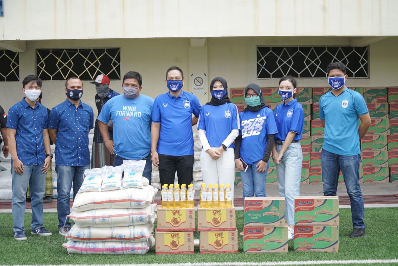 Peringati HUT ke-88, PSIS Semarang Berbagi dengan Suporter